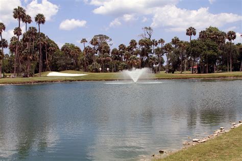 daytona beach municipal golf course.